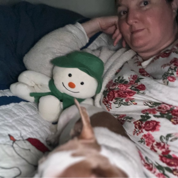 Meet your Posher, Laura - Picture 2 of 2